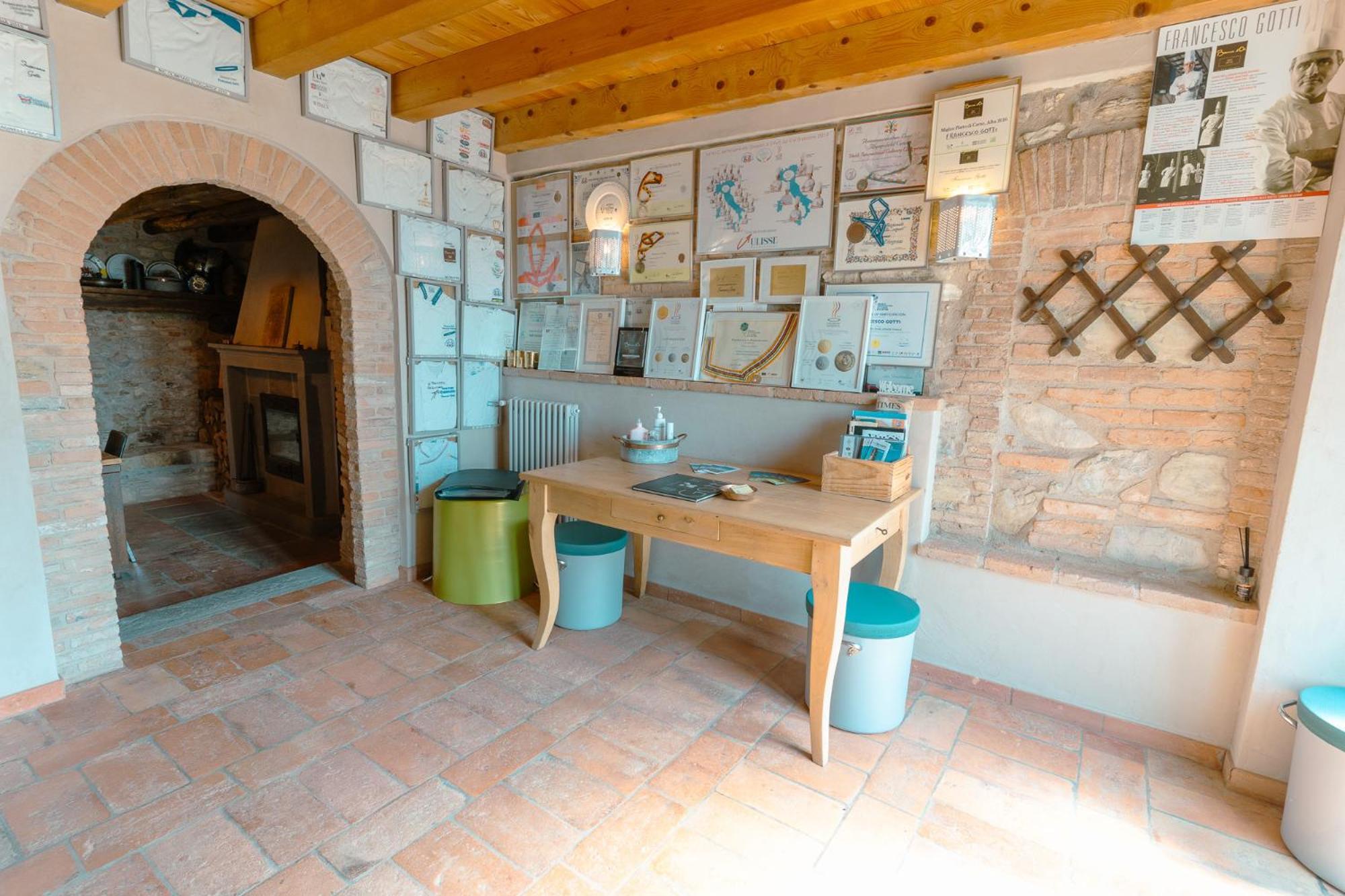 B&B La Pentola Dei Sogni Scanzorosciate Luaran gambar