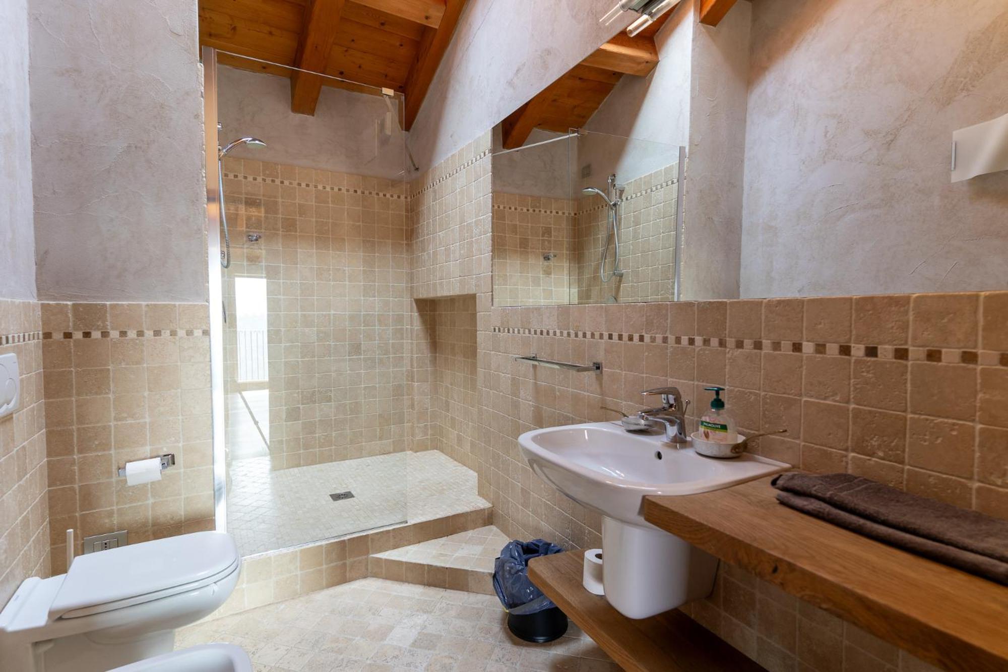 B&B La Pentola Dei Sogni Scanzorosciate Luaran gambar