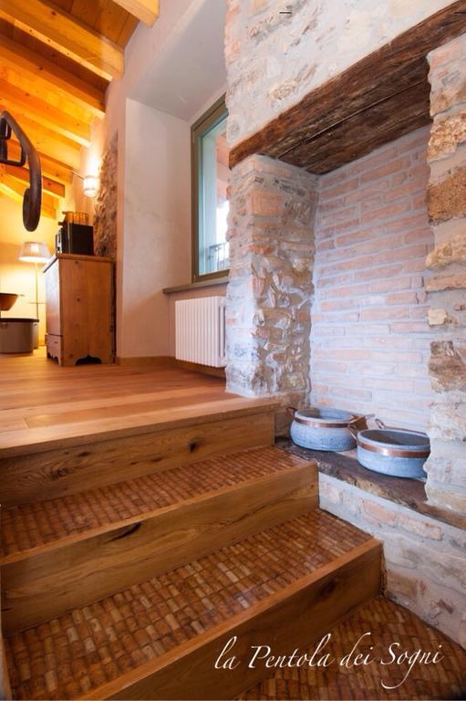 B&B La Pentola Dei Sogni Scanzorosciate Luaran gambar